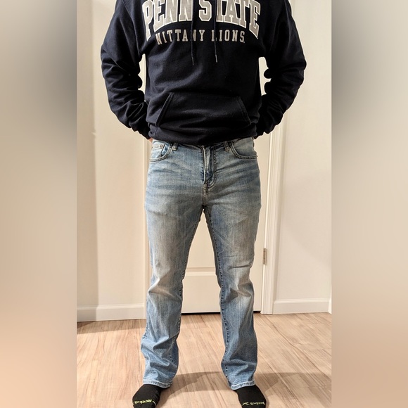 American Eagle Men’s Extreme Flex Original Bootcut Jeans Medium-Light Wash - Picture 2 of 7